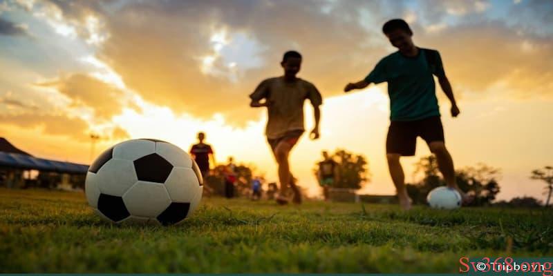 Mơ thấy đá bóng Giấc mơ thấy đá bóng ghi bàn